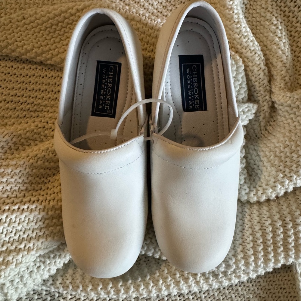 Cherokee Women’s Workwear Shoes